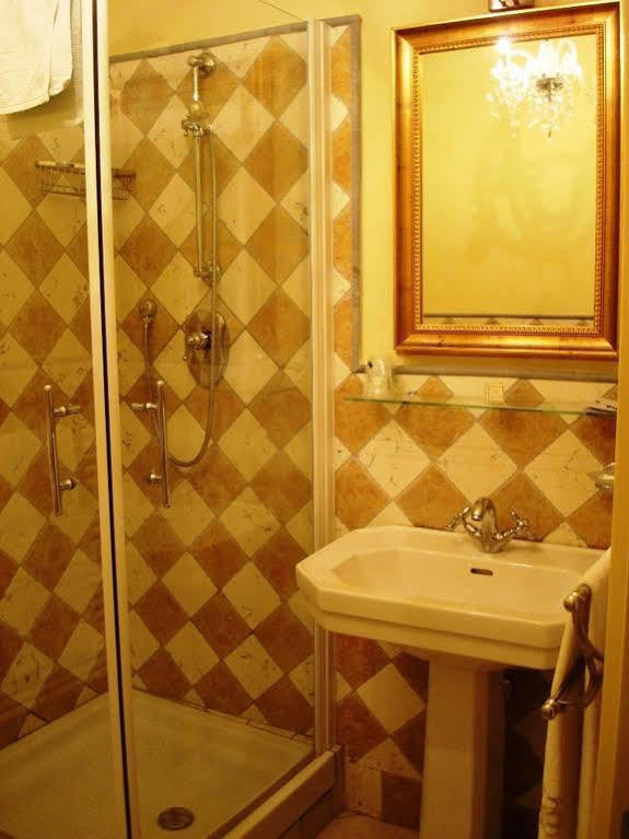 Elite Guest house